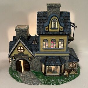 Partylite Exclusive Olde World Village #1 Candle Shoppe Home Tea Light House